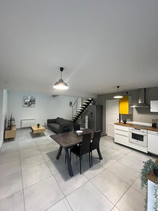 La Maison Du Bonheur 70 M² Saint-Amand-les-Eaux Eksteriør billede